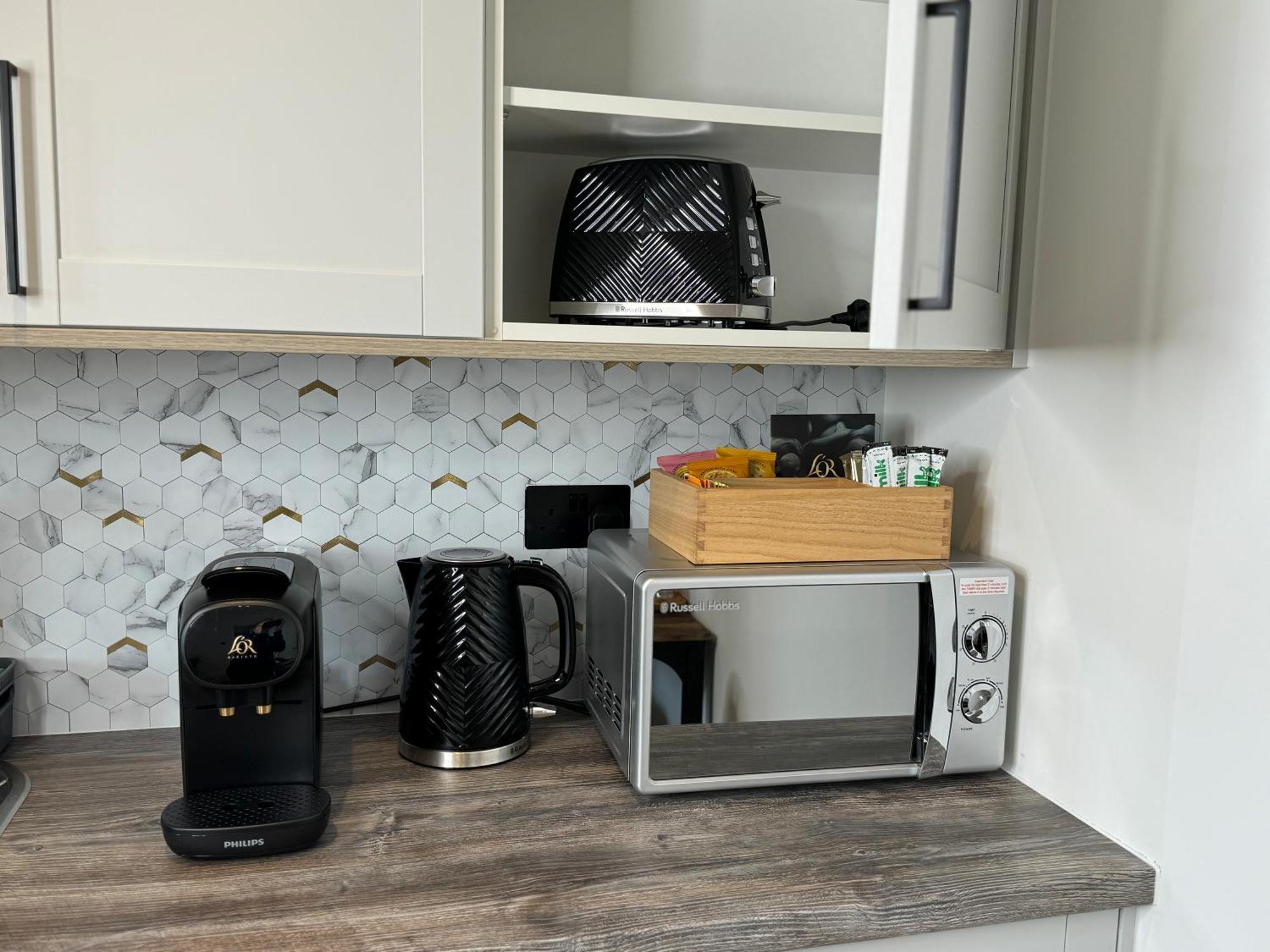 Elegant One Bedroom Apartment スウィンドン エクステリア 写真