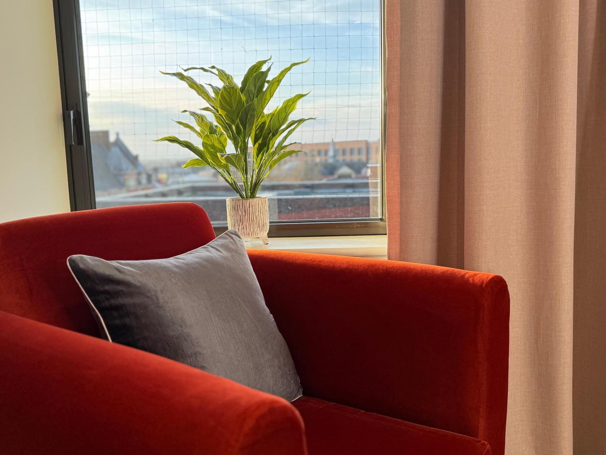 Elegant One Bedroom Apartment スウィンドン エクステリア 写真
